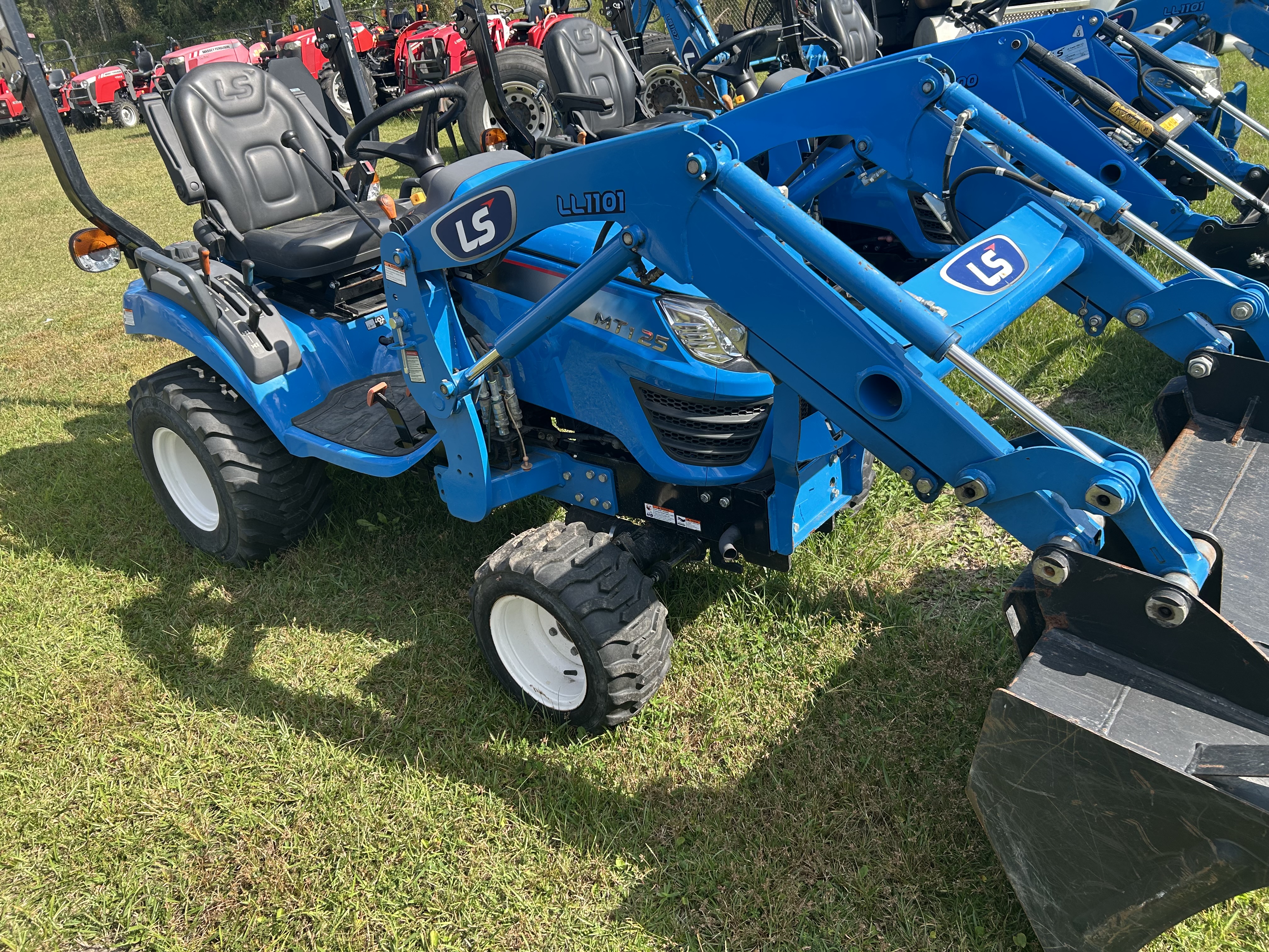 LS Tractor MT125L Tractor