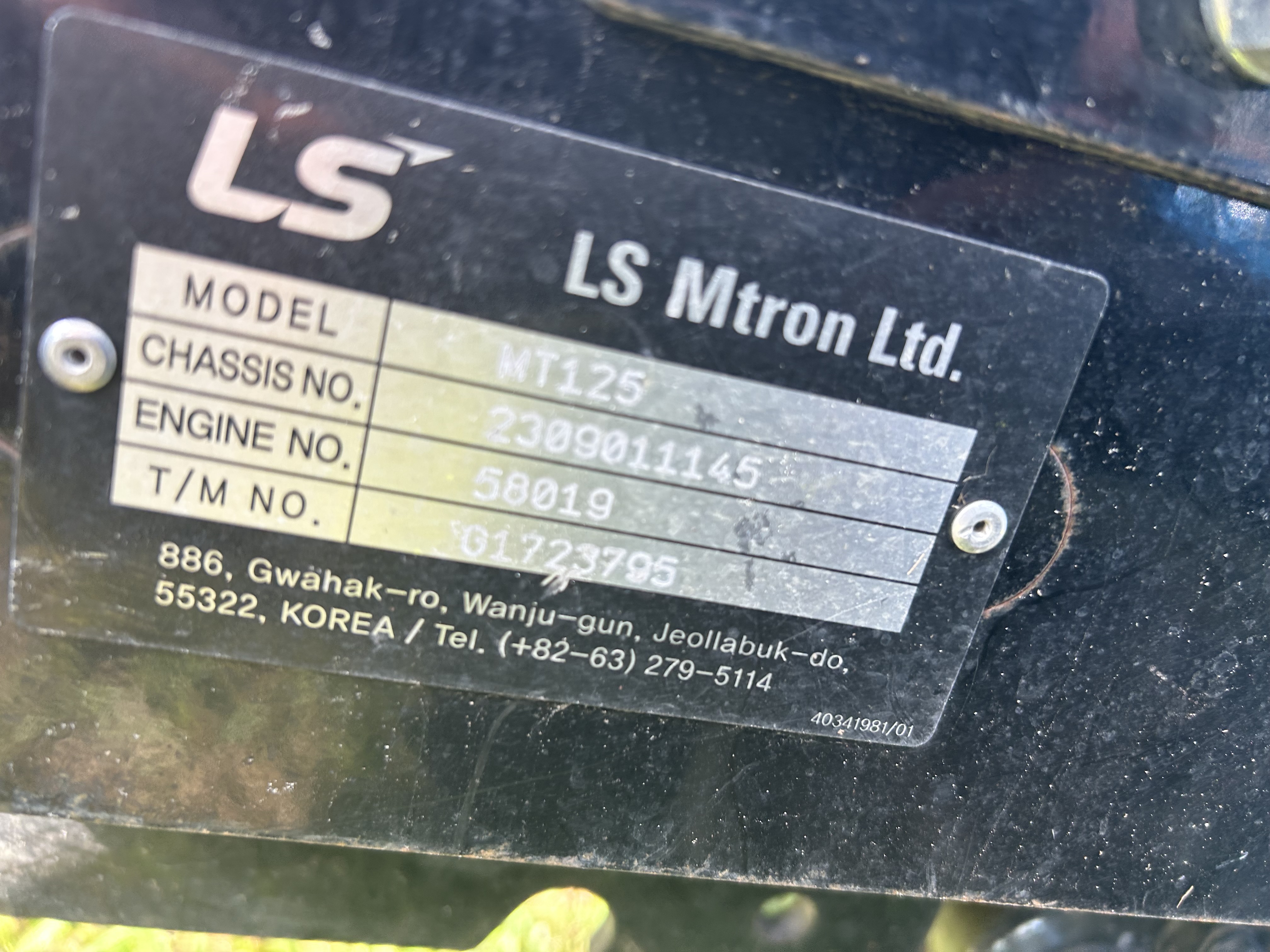 LS Tractor MT125L Tractor