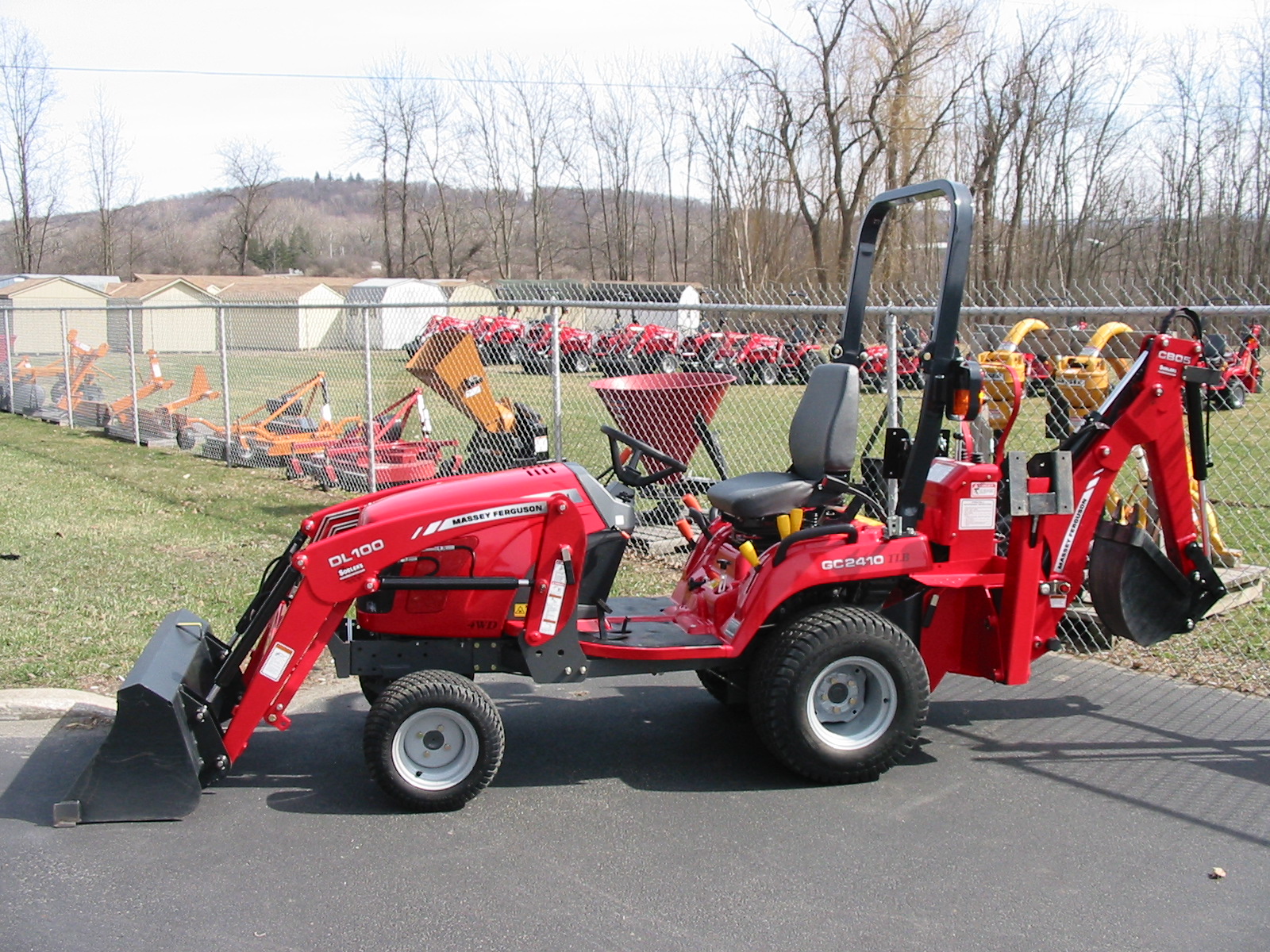 2009 Massey Ferguson Gc2610 Tractor Loader Backhoe For Sale In New