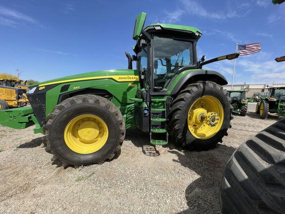 2023 John Deere 8R 340 Tractor