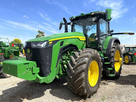 2023 John Deere 8R 340 Tractor