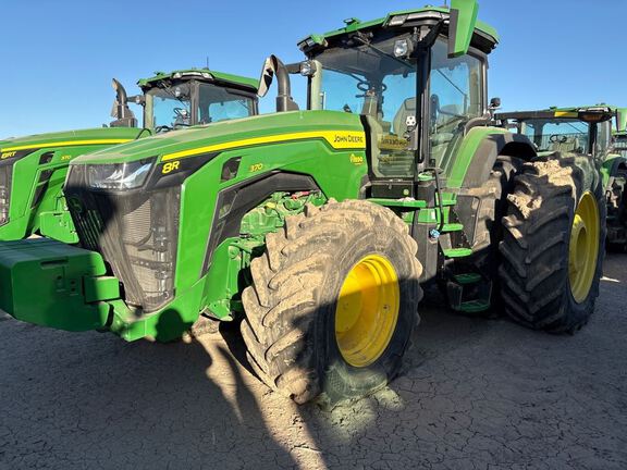 2023 John Deere 8R 370 Tractor