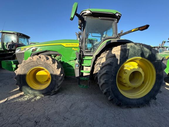 2023 John Deere 8R 370 Tractor