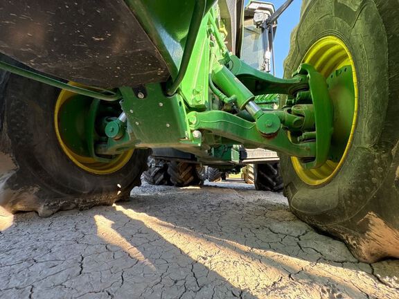 2023 John Deere 8R 370 Tractor