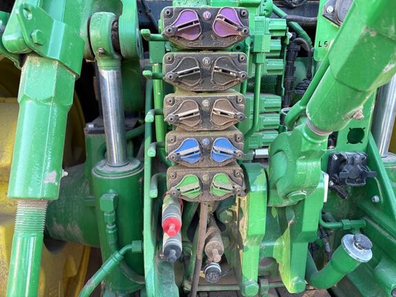 2023 John Deere 8R 370 Tractor