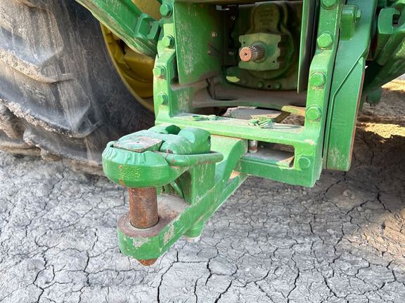 2023 John Deere 8R 370 Tractor