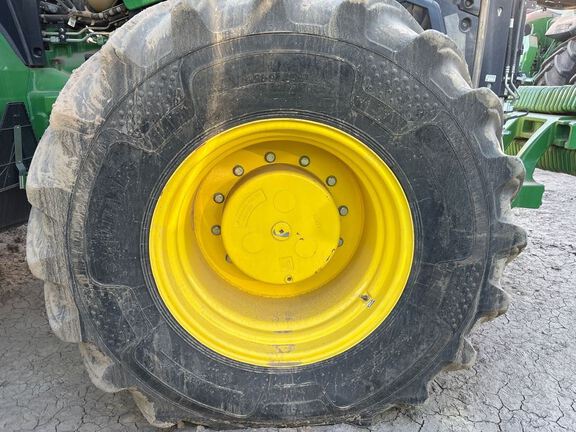 2023 John Deere 8R 370 Tractor