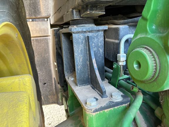 2023 John Deere 8R 370 Tractor