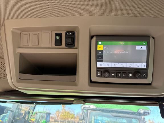 2023 John Deere 8R 370 Tractor