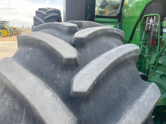 2023 John Deere 8R 340 Tractor