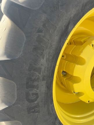 2023 John Deere 8R 340 Tractor