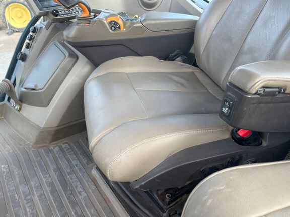 2023 John Deere 8R 340 Tractor