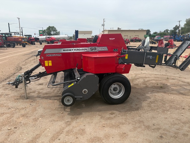 2024 Massey Ferguson MF1840 Baler/Square