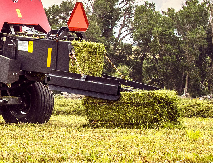 2024 Massey Ferguson MF1840 Baler/Square