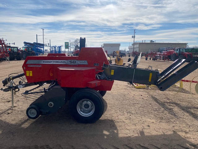 2024 Massey Ferguson MF1840 Baler/Square