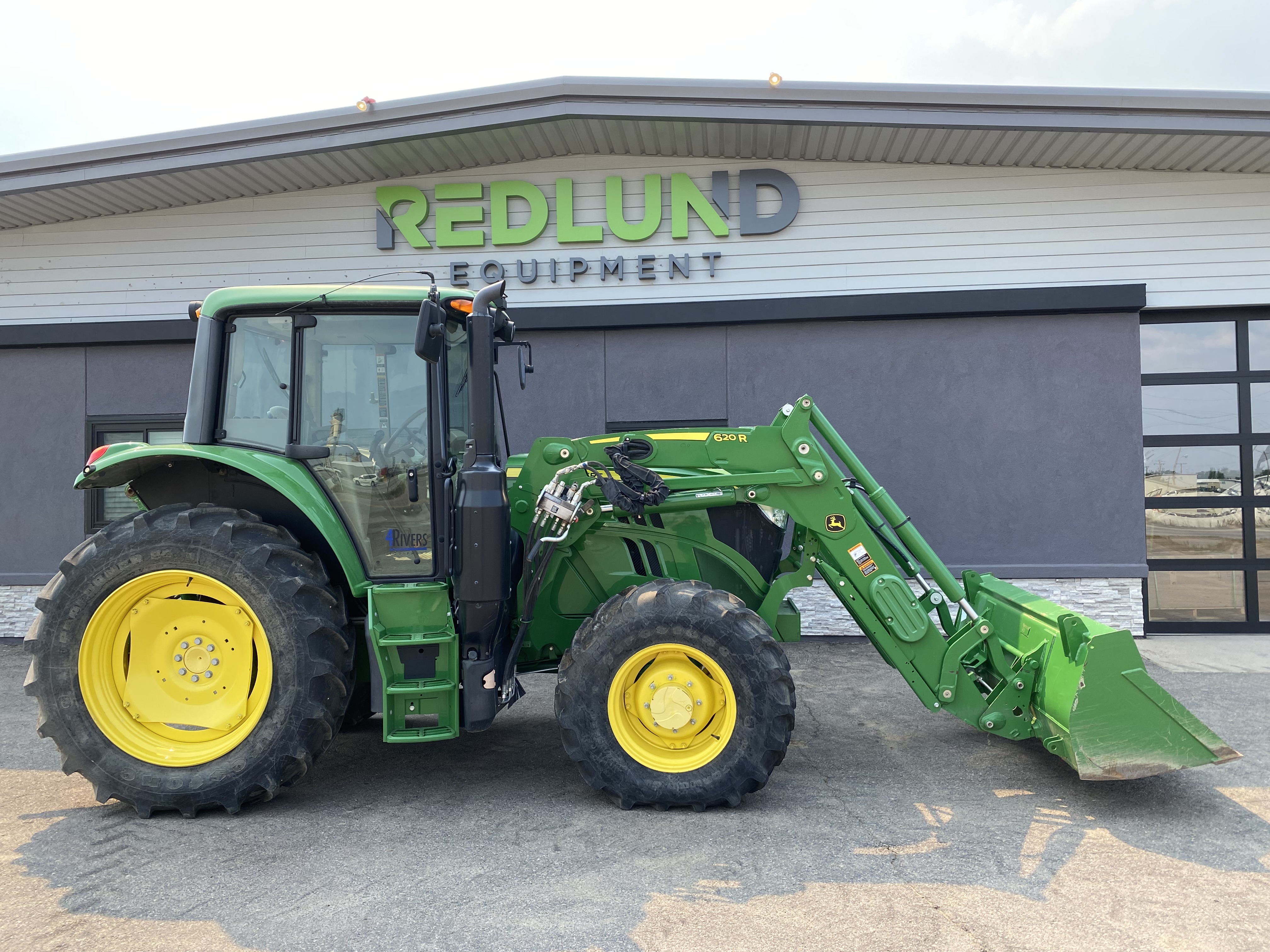 2018 John Deere 6110M Tractor