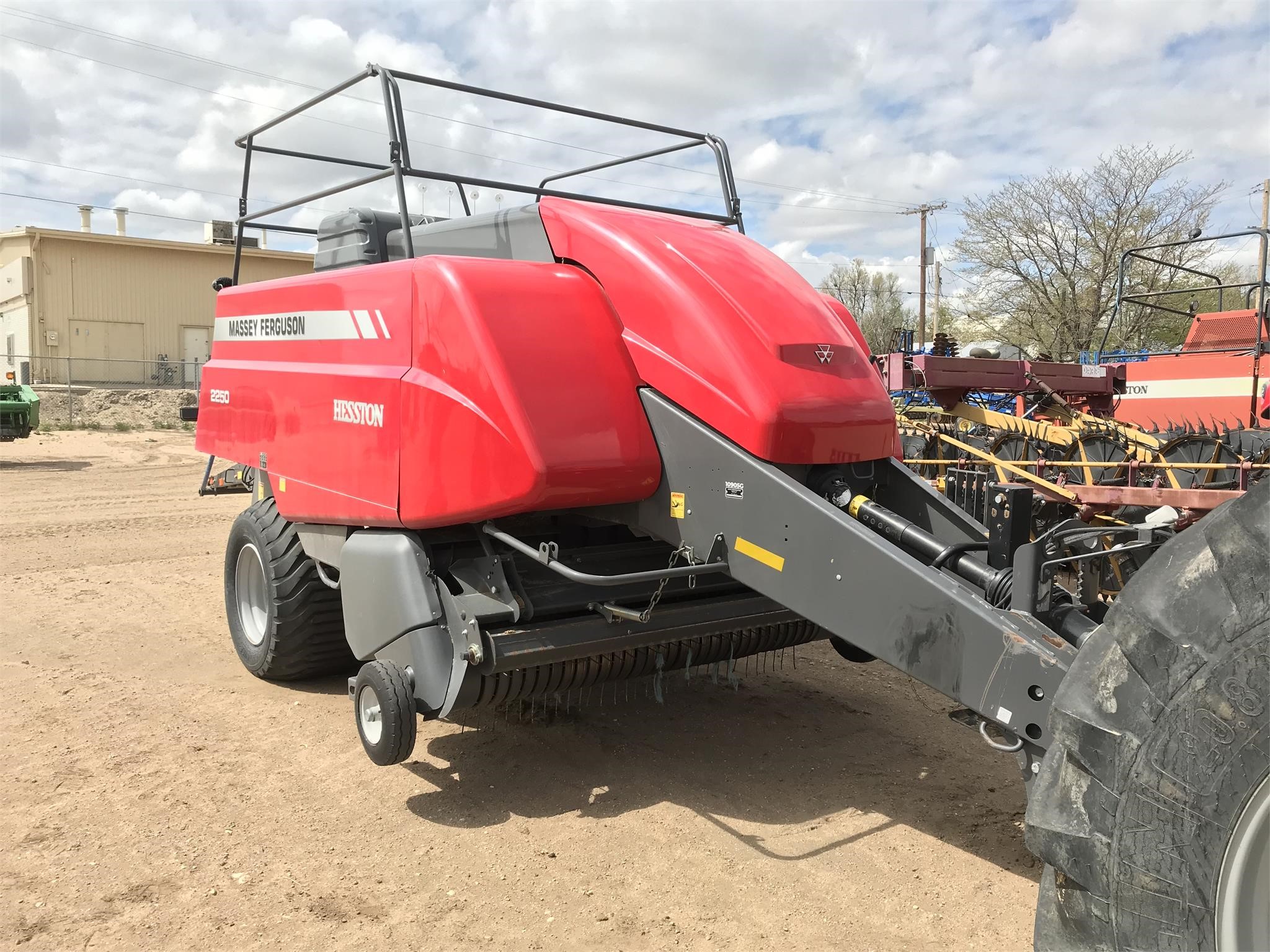 2018 Massey Ferguson 2250 Baler/Square