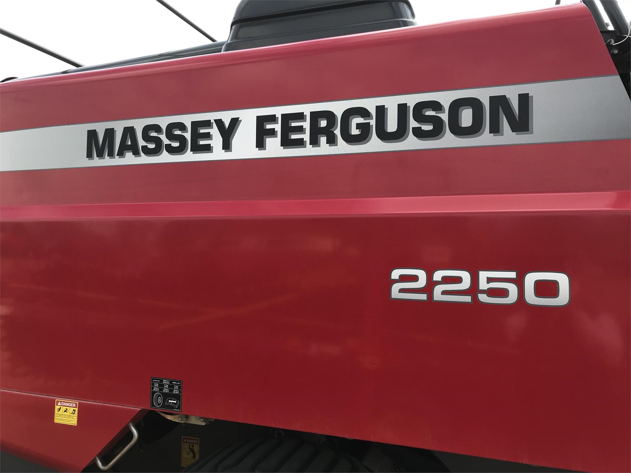 2018 Massey Ferguson 2250 Baler/Square