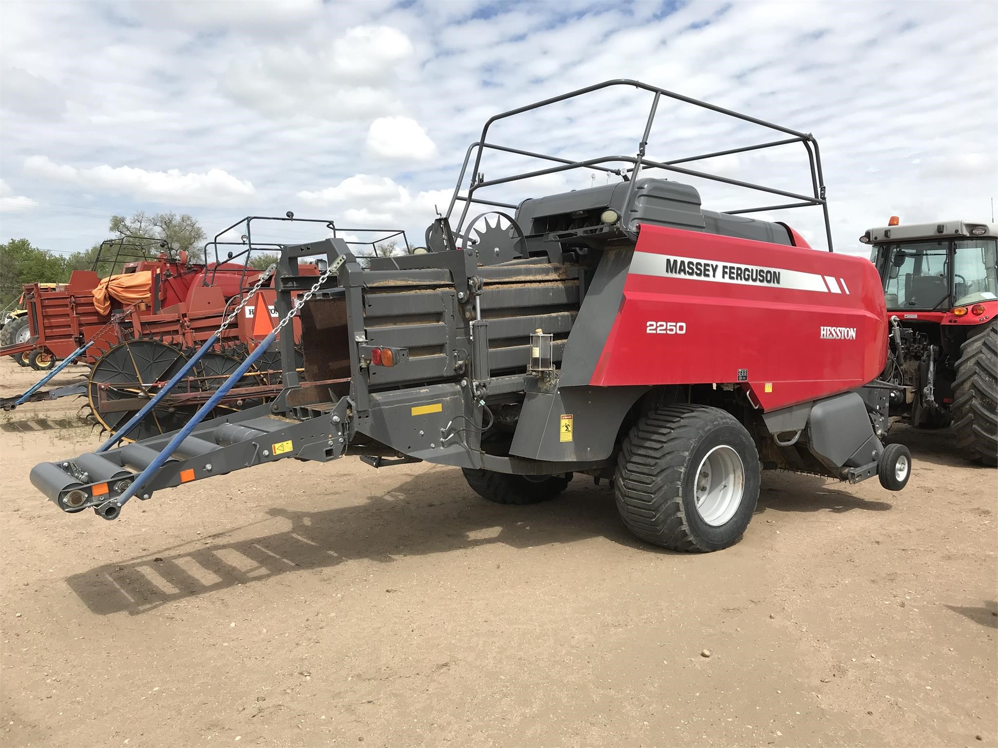 2018 Massey Ferguson 2250 Baler/Square