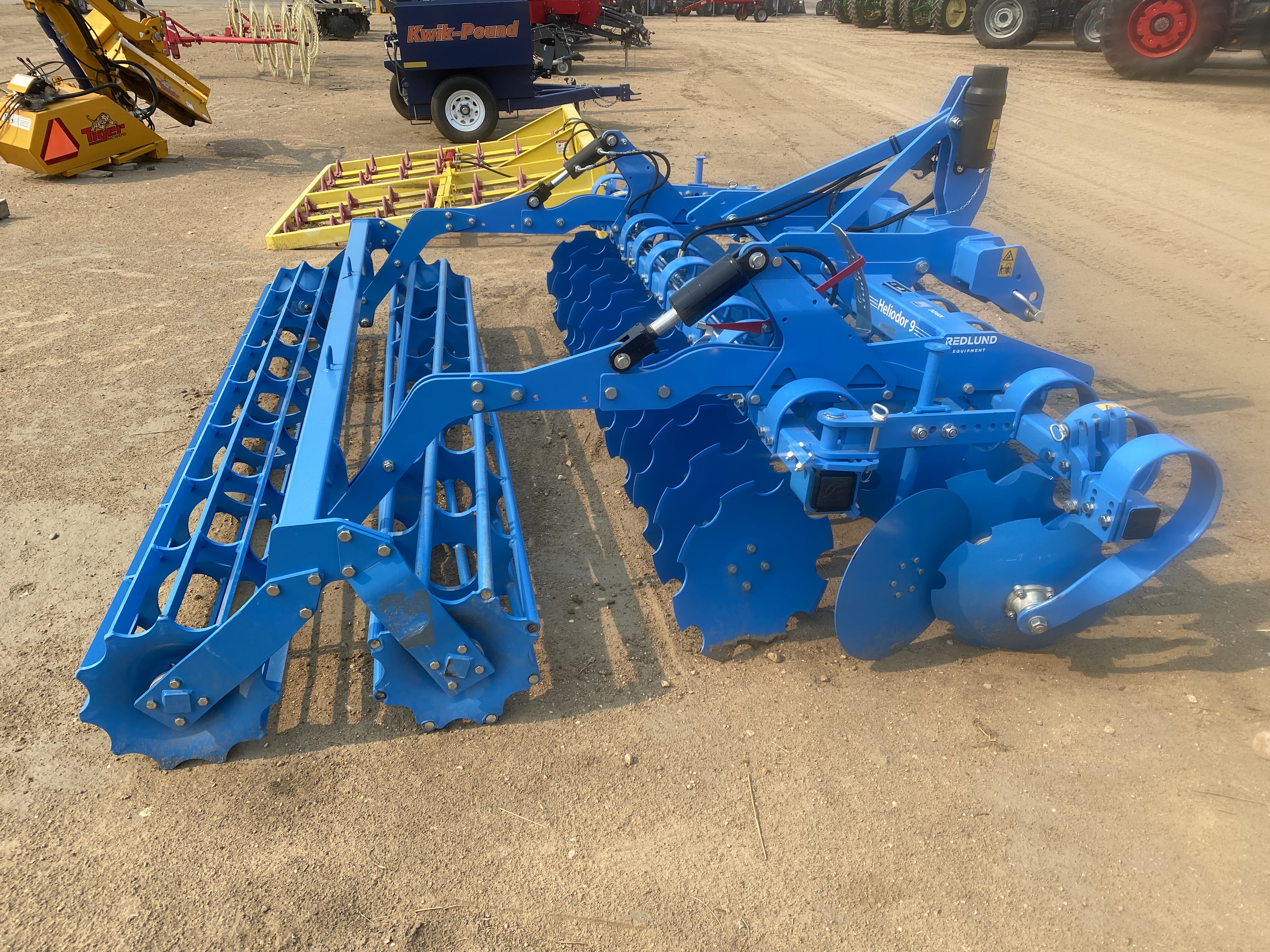 2024 LEMKEN 9/300 Tillage Attachment