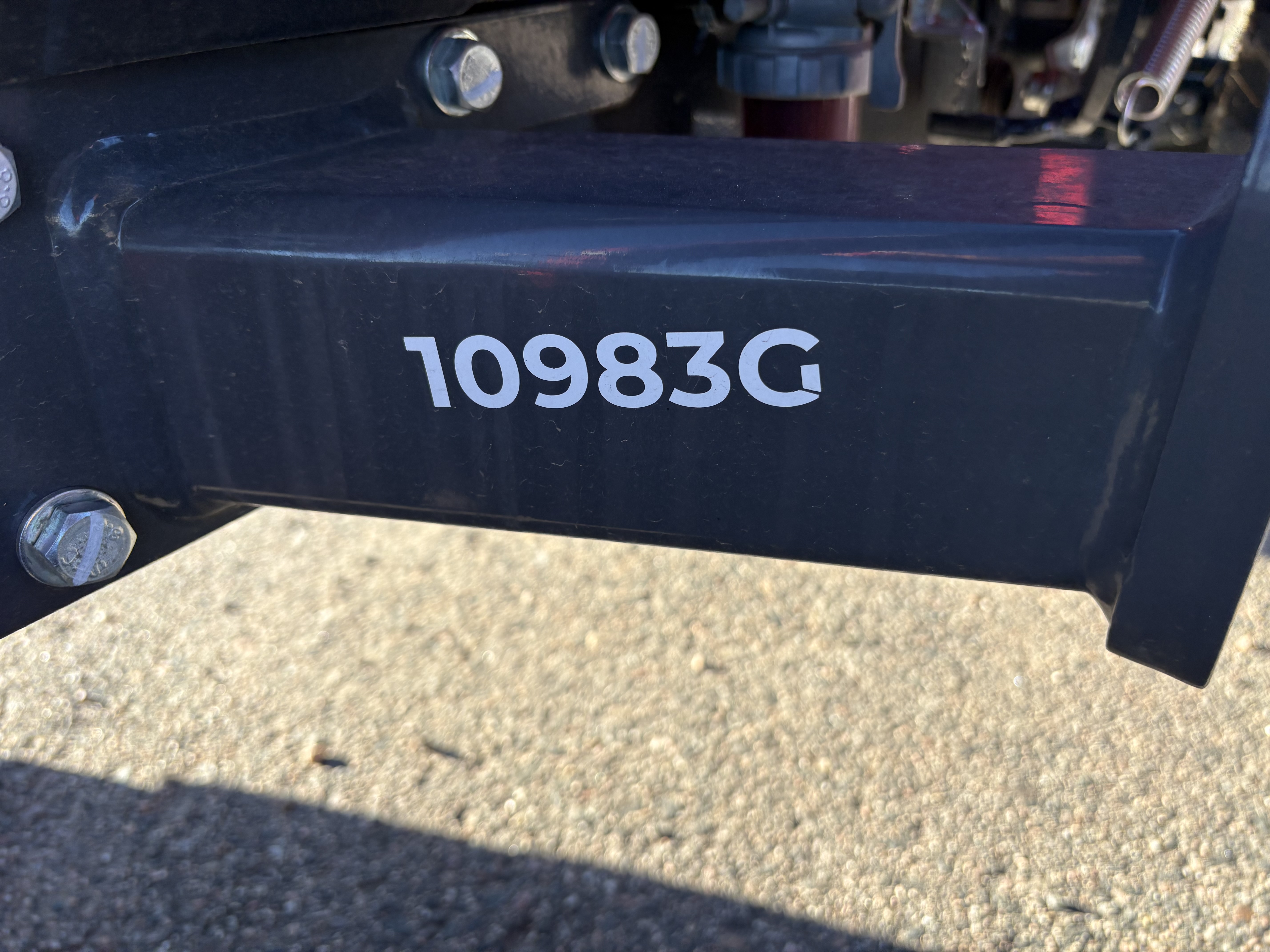 2025 Massey Ferguson MFGC1723E Tractor
