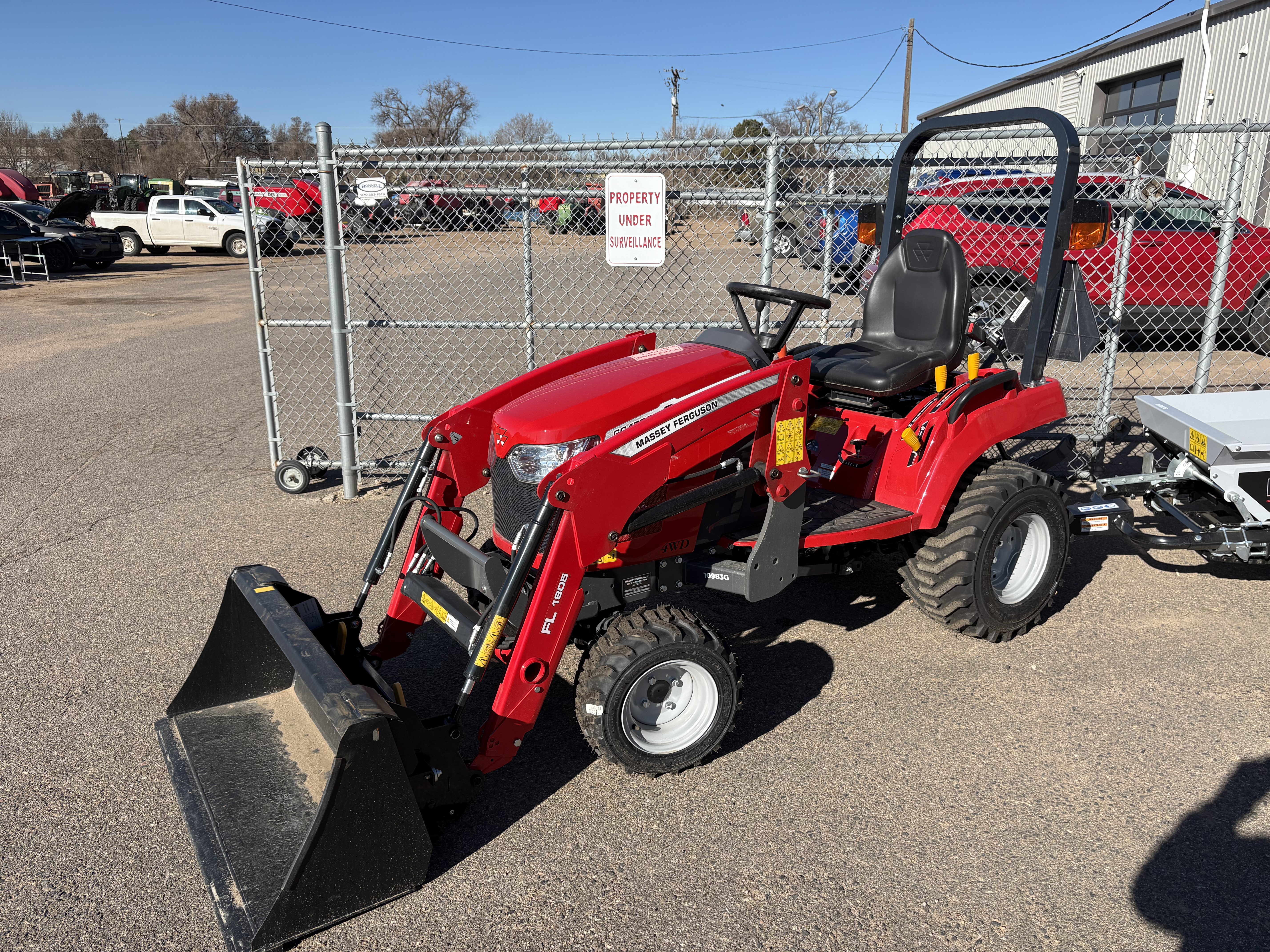 2025 Massey Ferguson MFGC1723E Tractor
