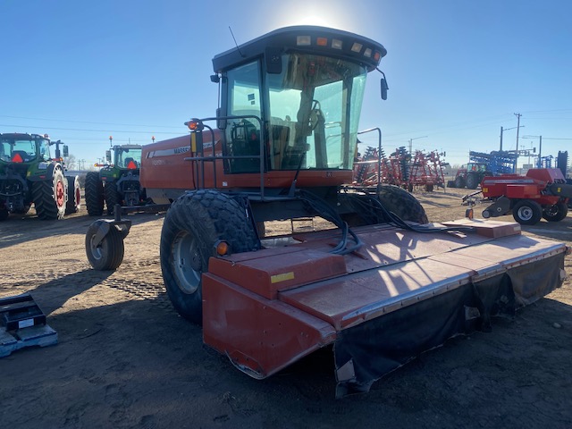 2008 Massey Ferguson 9635 Windrower