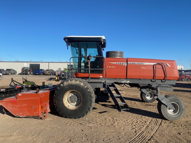 2008 Massey Ferguson 9635 Windrower