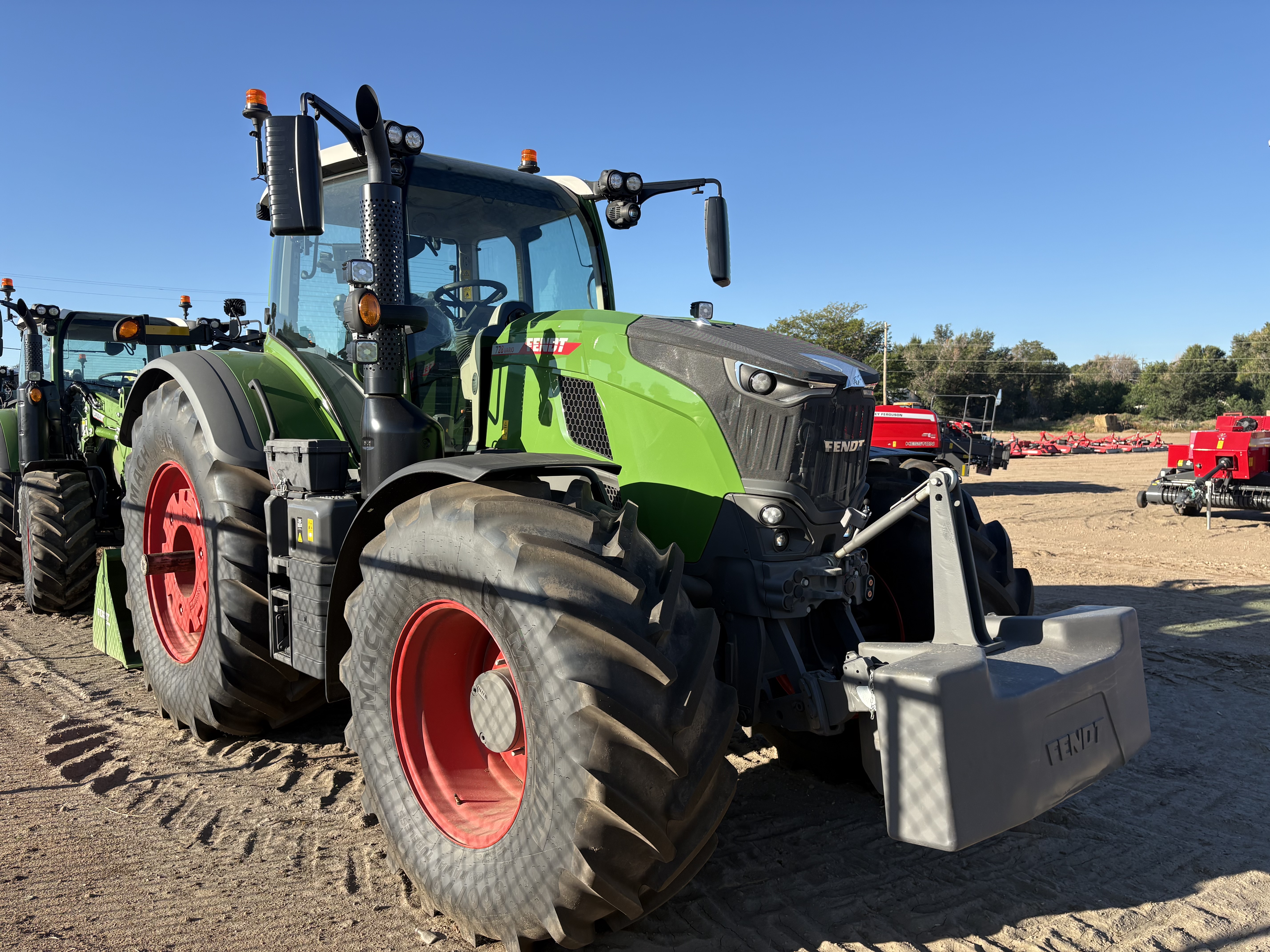 2025 Fendt FT728G7 Tractor