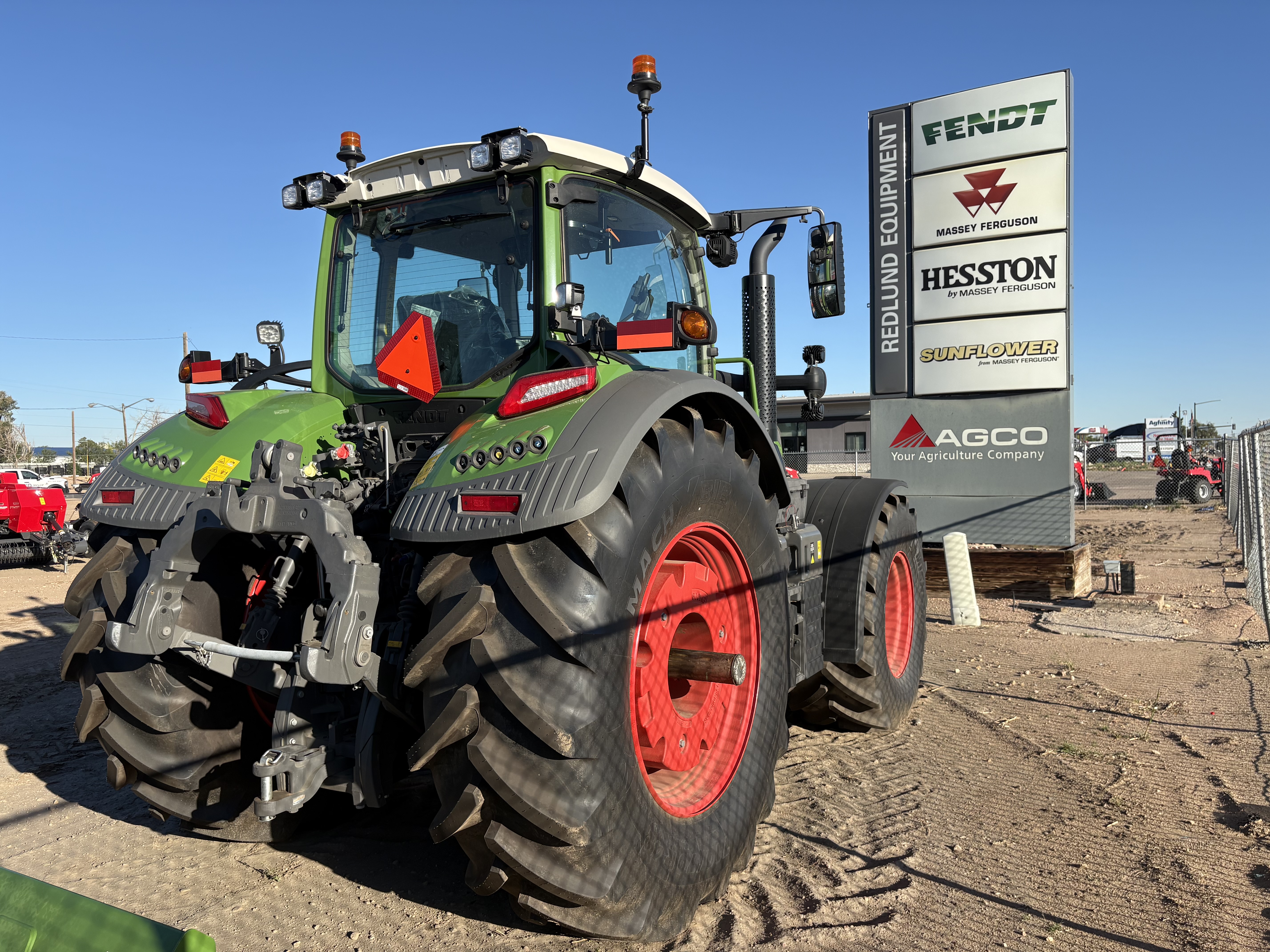 2025 Fendt FT728G7 Tractor