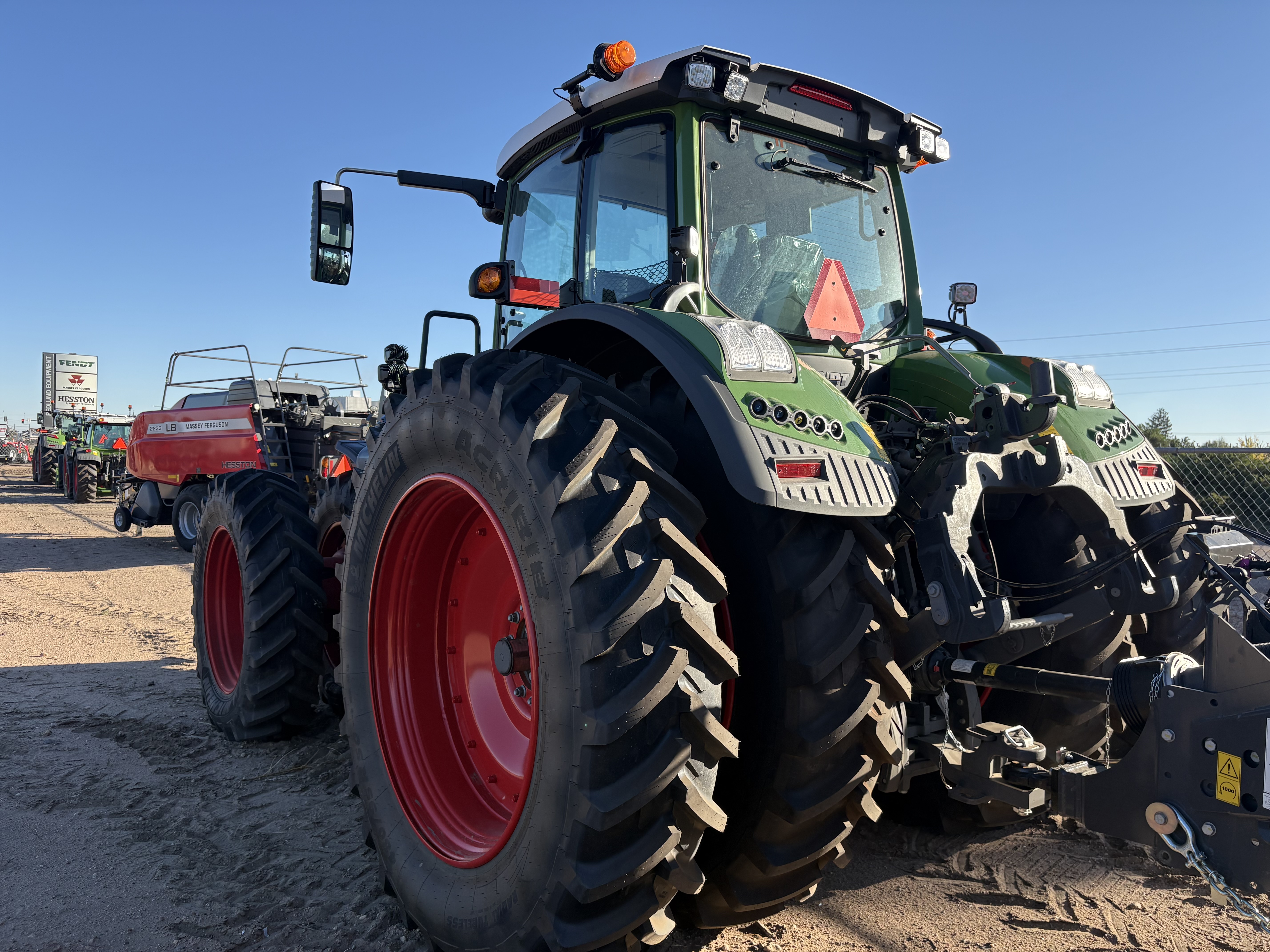 2025 Fendt FT942G7 Tractor