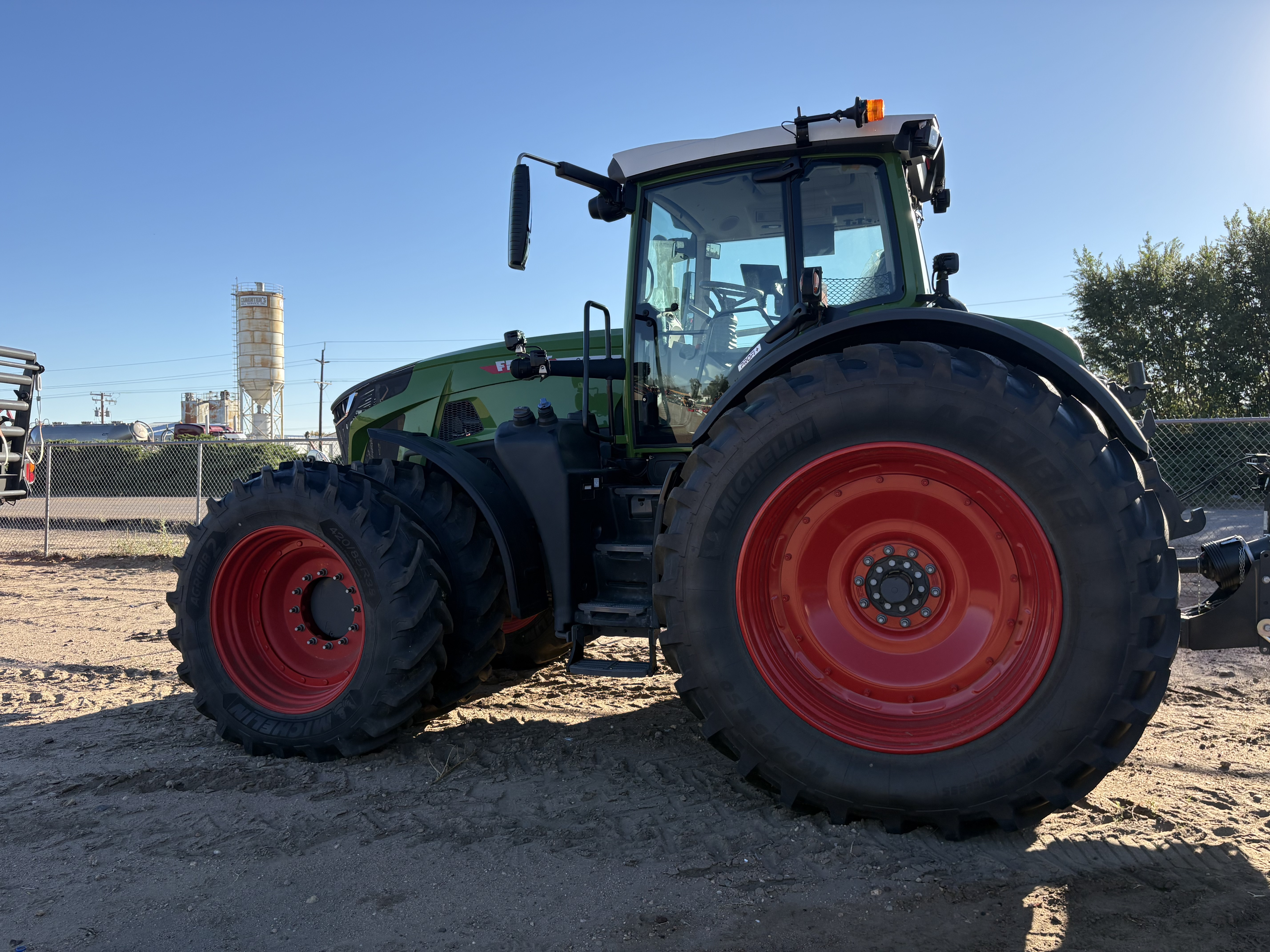 2025 Fendt FT942G7 Tractor