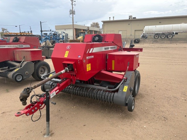 2019 Massey Ferguson 1840 Baler/Square
