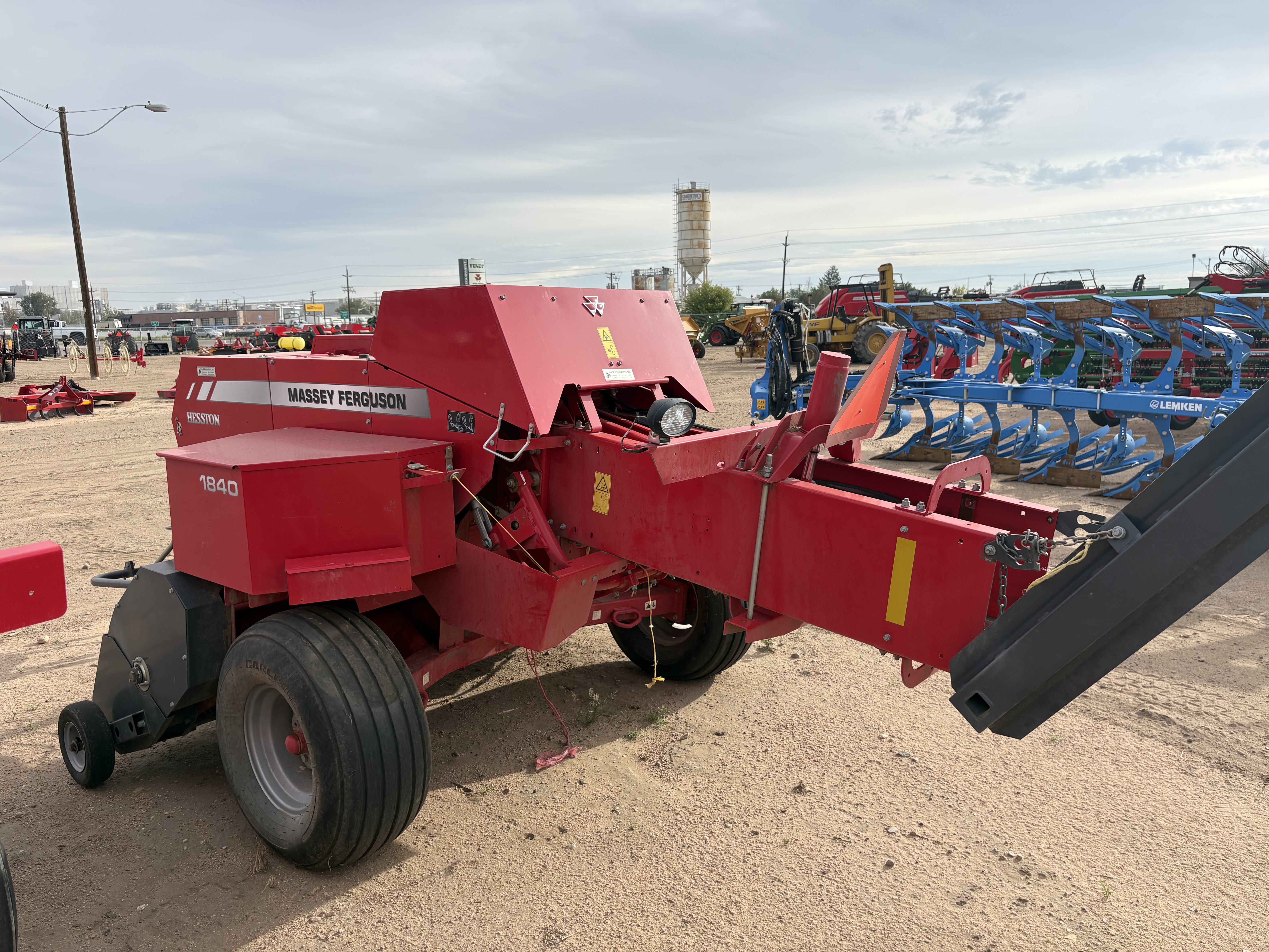 2018 Massey Ferguson MF1840 Baler/Square