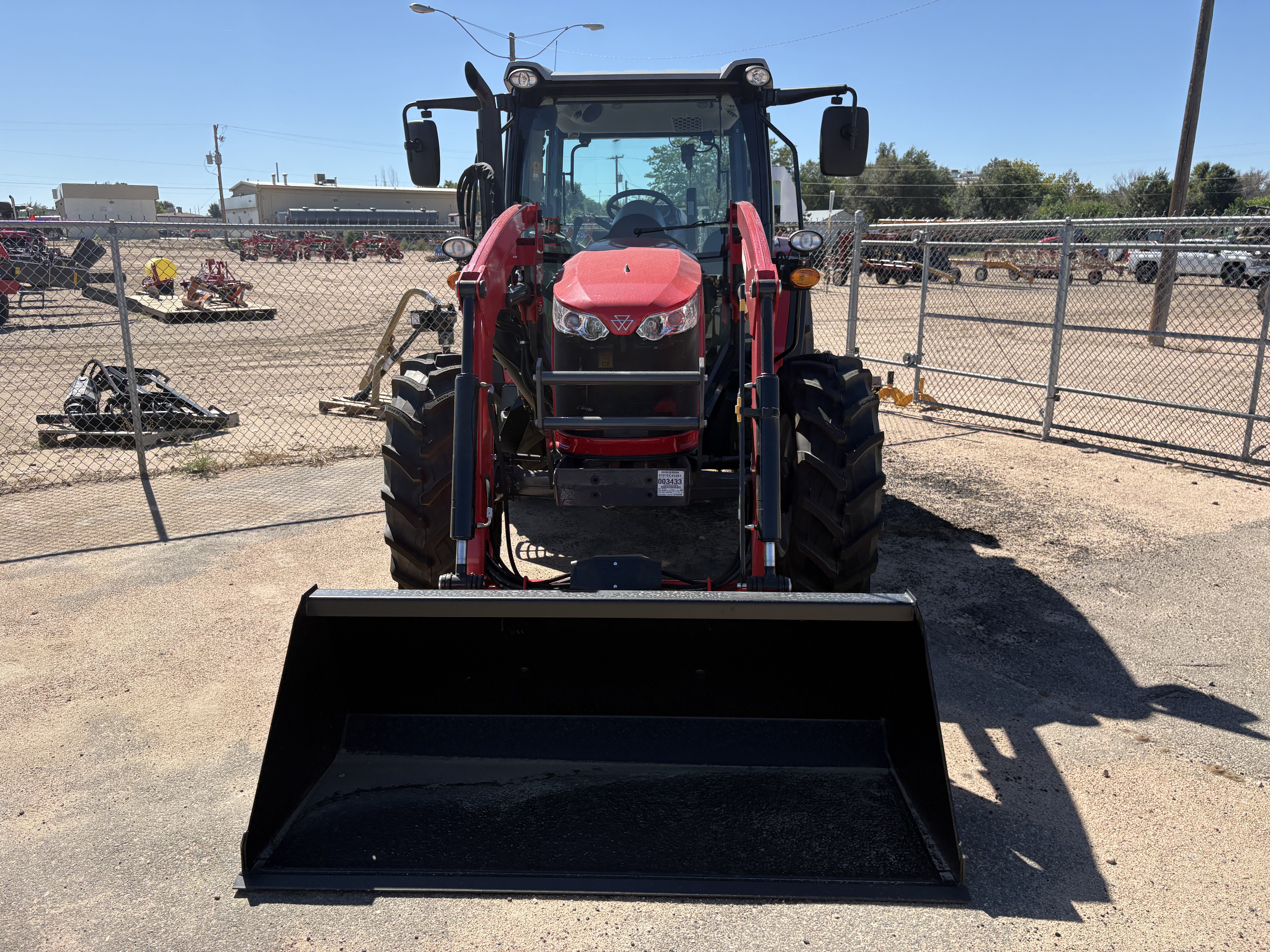 2026 Massey Ferguson MF4707 Tractor