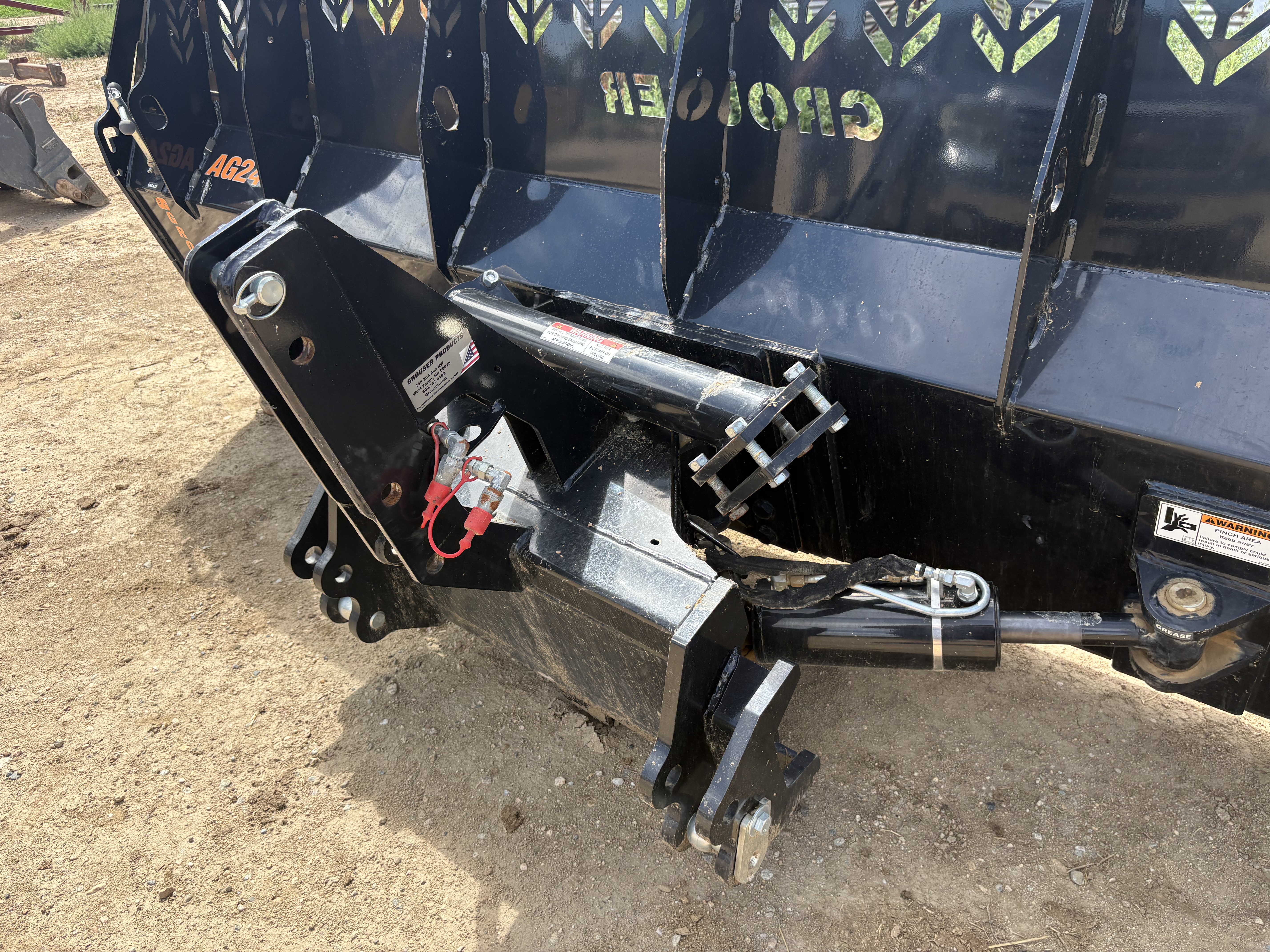2021 Grouser AG 240 Blade