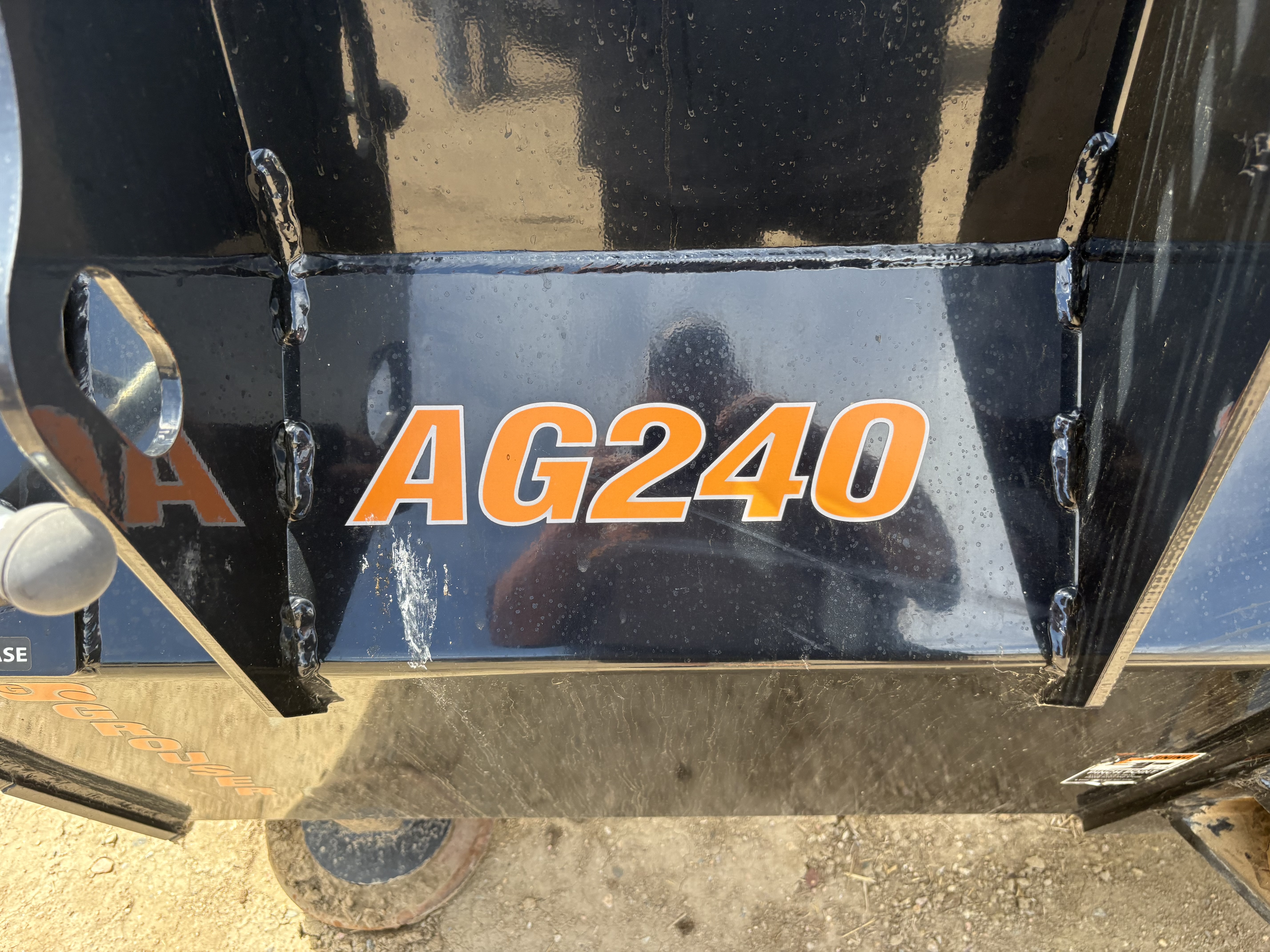 2021 Grouser AG 240 Blade