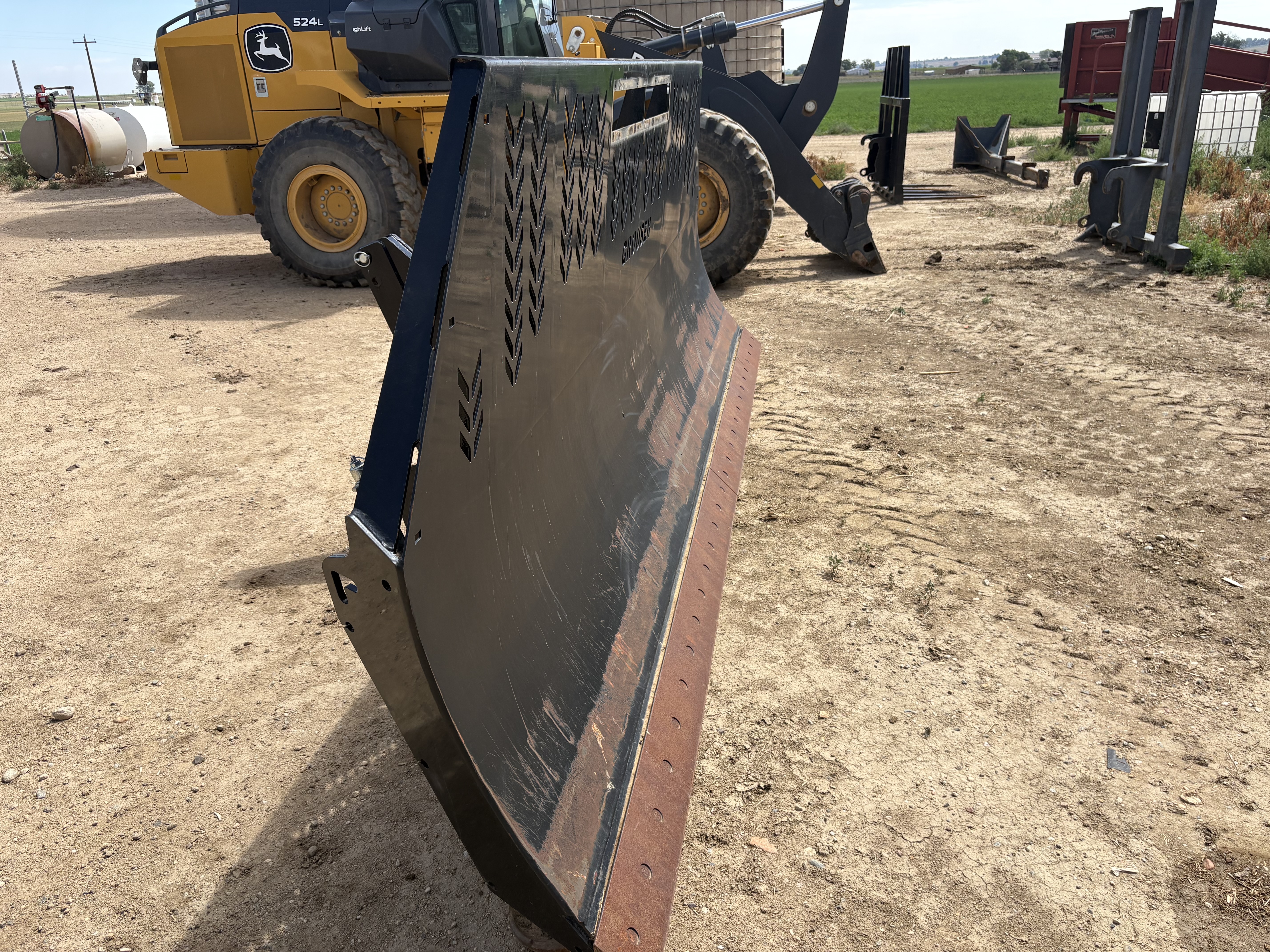 2021 Grouser AG 240 Blade