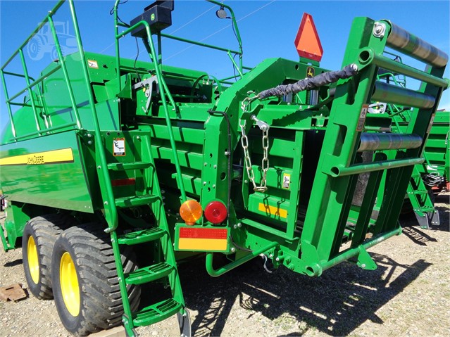 2018 John Deere L341 Baler/Square