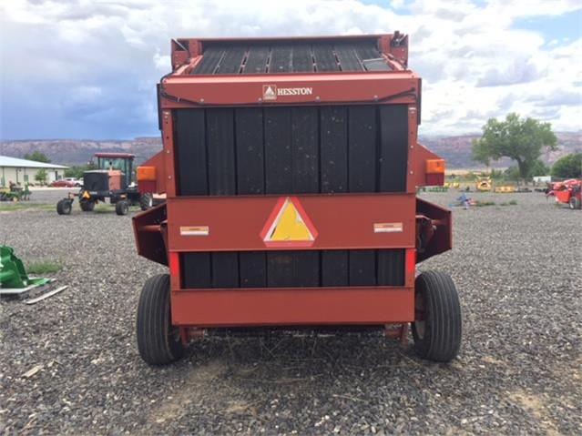 2000 Hesston 565T Baler/Round