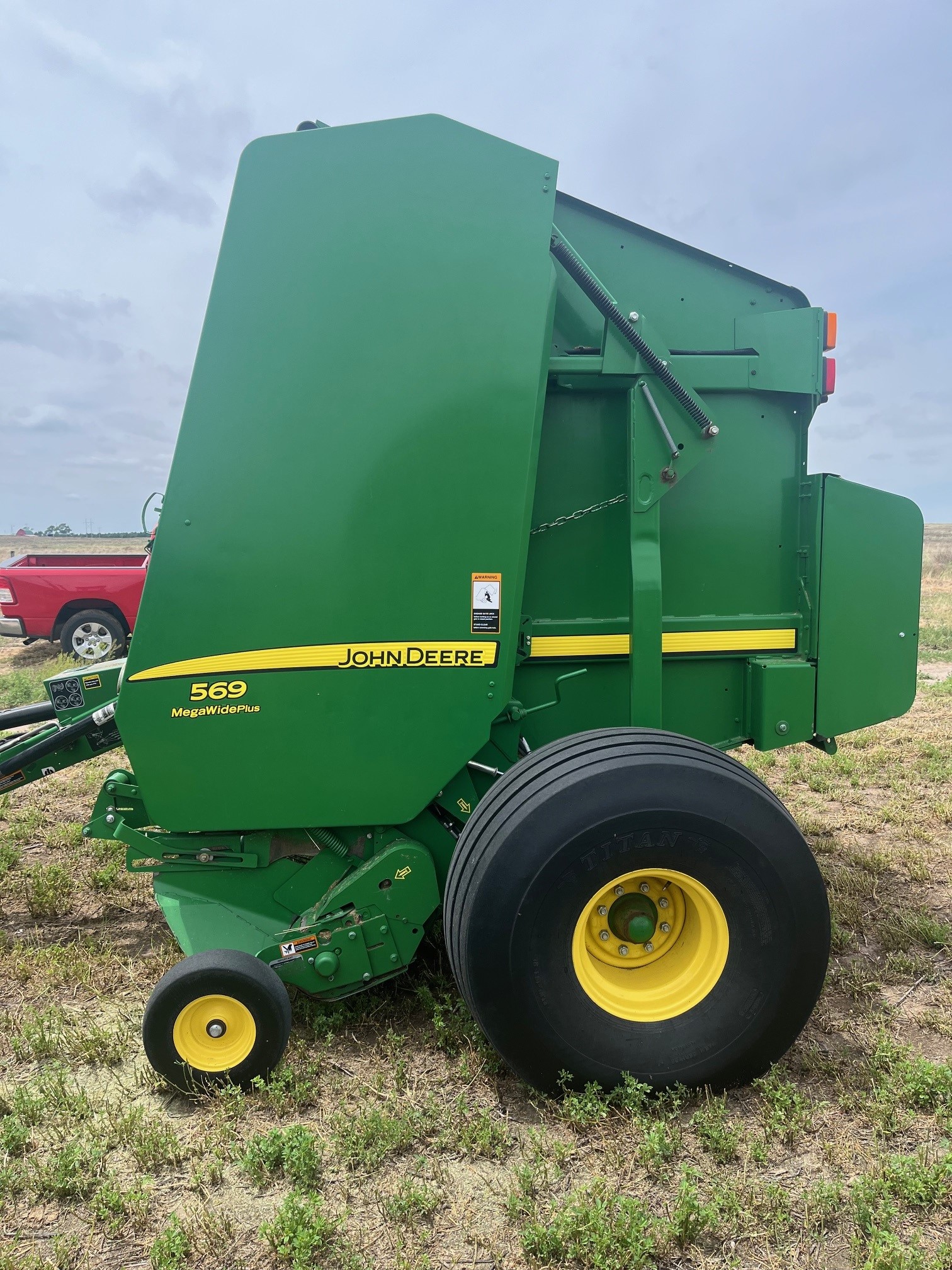 2014 John Deere 569 Baler/Round