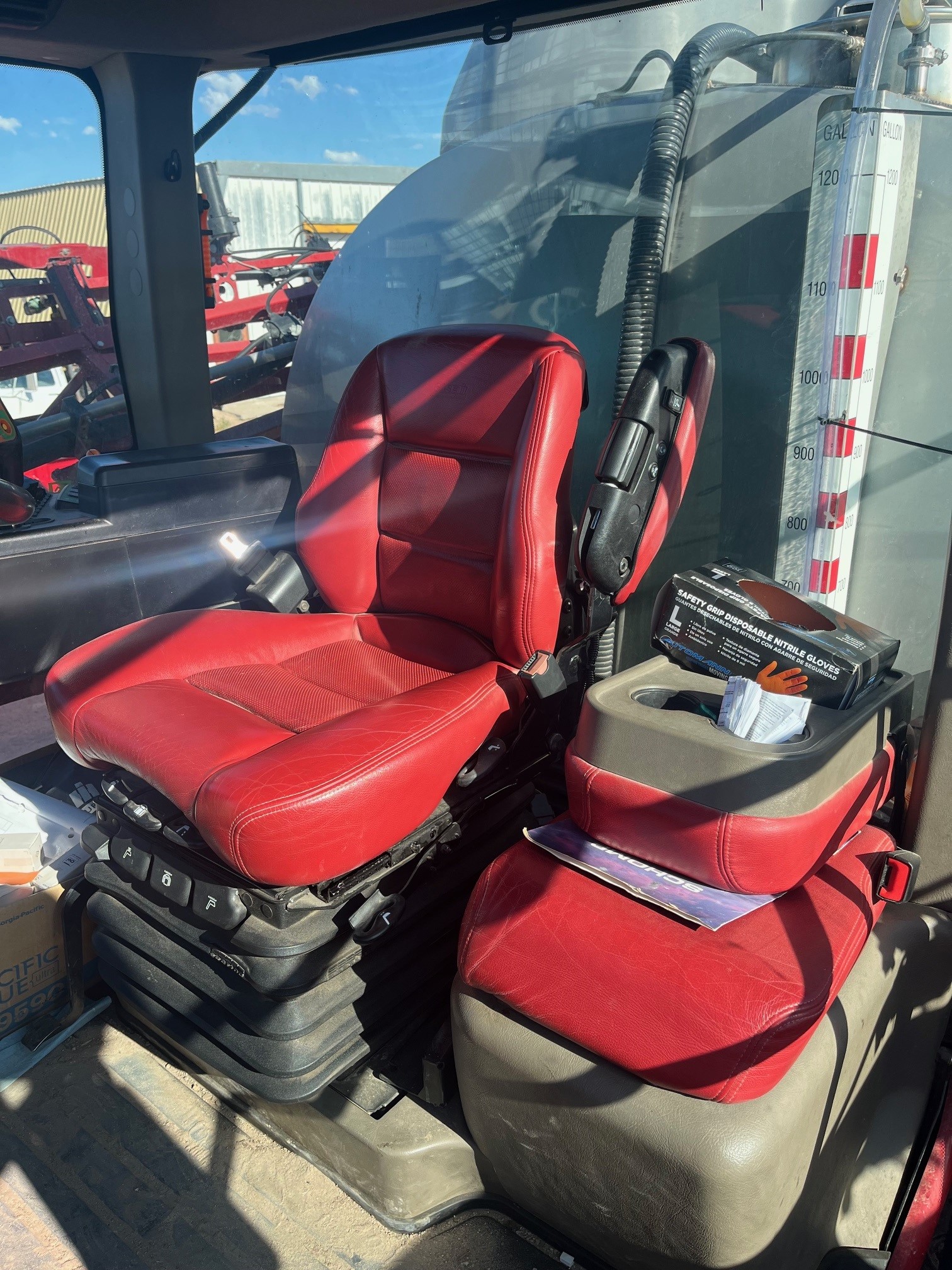 2017 Case IH Patriot 4440 Sprayer/High Clearance