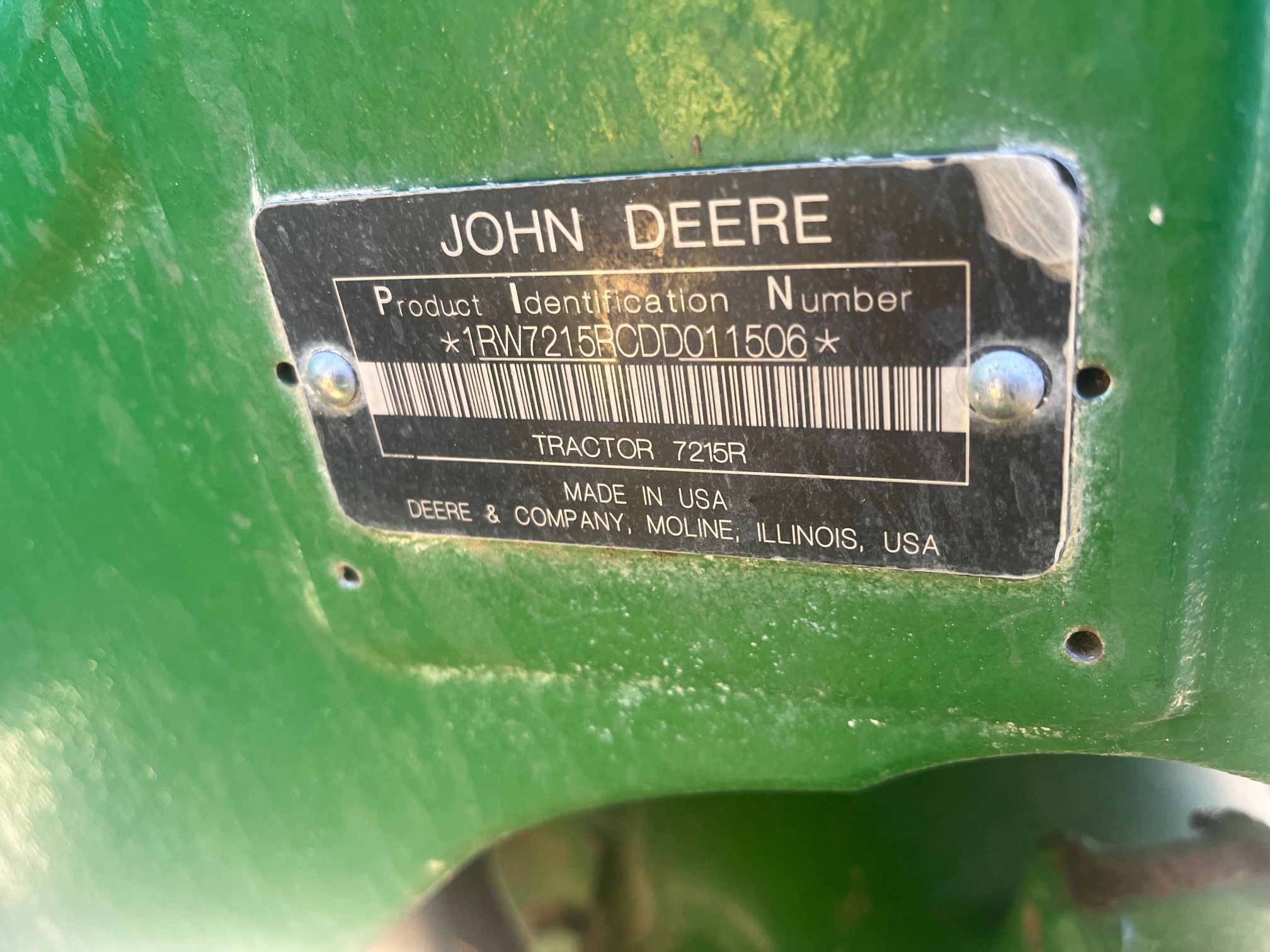 2013 John Deere 7215R Tractor