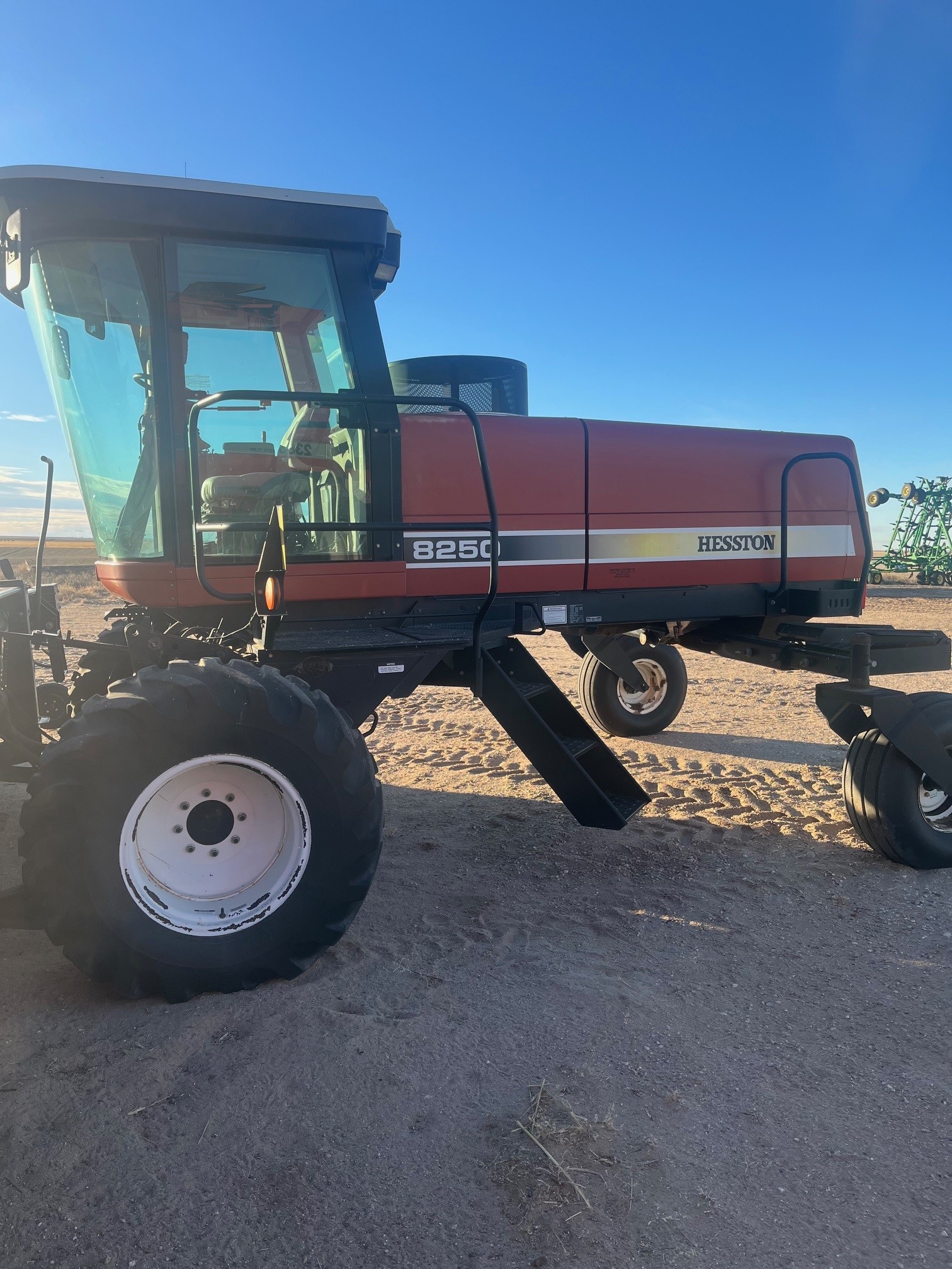 2003 Hesston 8250 Windrower