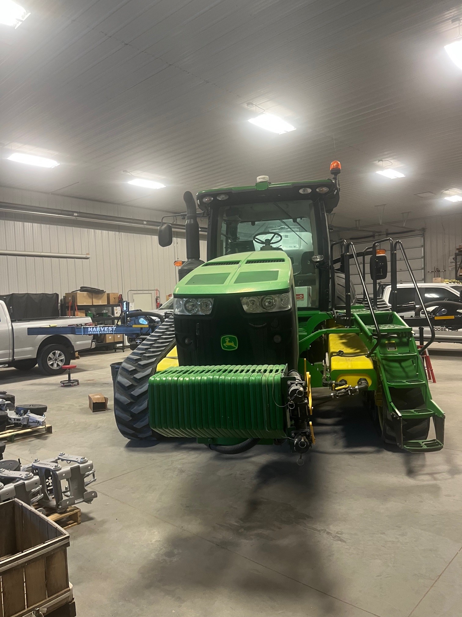 2012 John Deere 8360RT Tractor