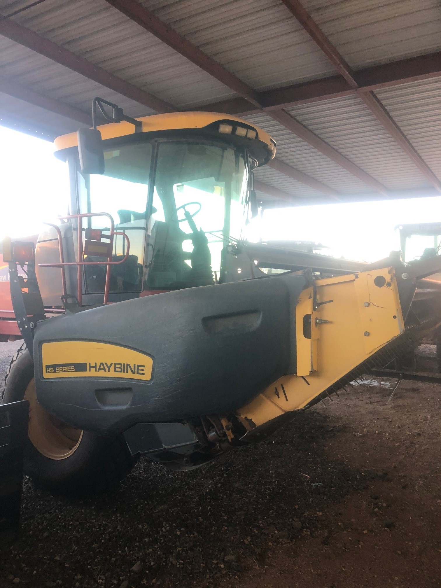 2008 New Holland H8040 Windrower