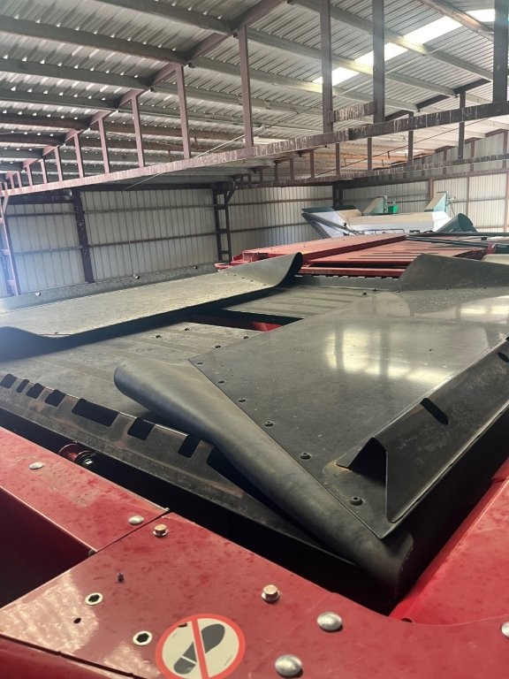 2022 Case IH 8250 Combine