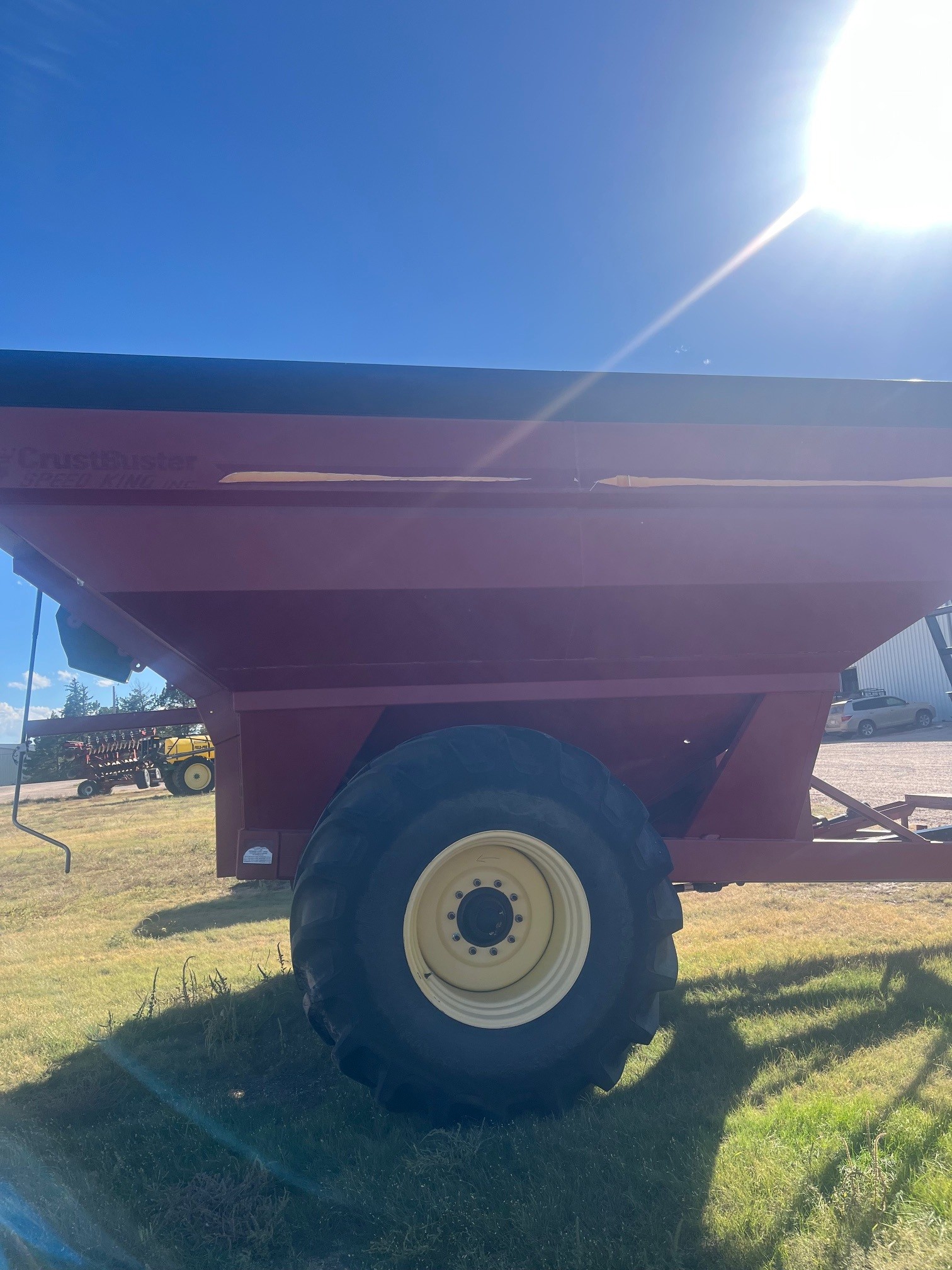 2014 Crust Buster 1075 Grain Cart