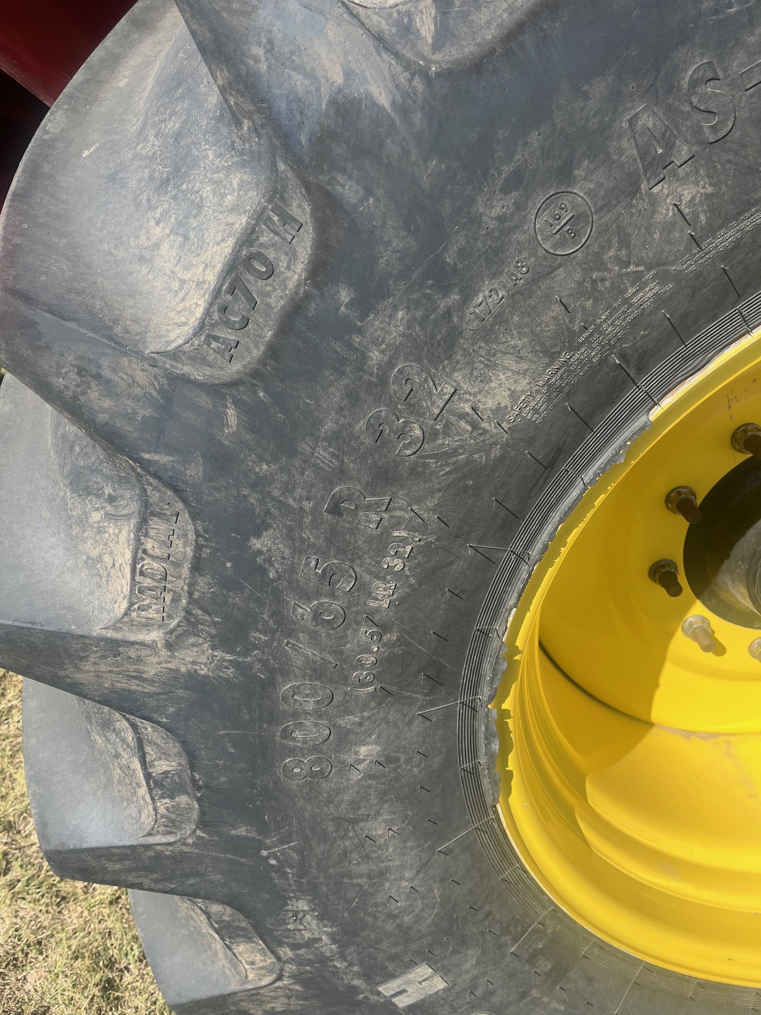 2014 Crust Buster 1075 Grain Cart