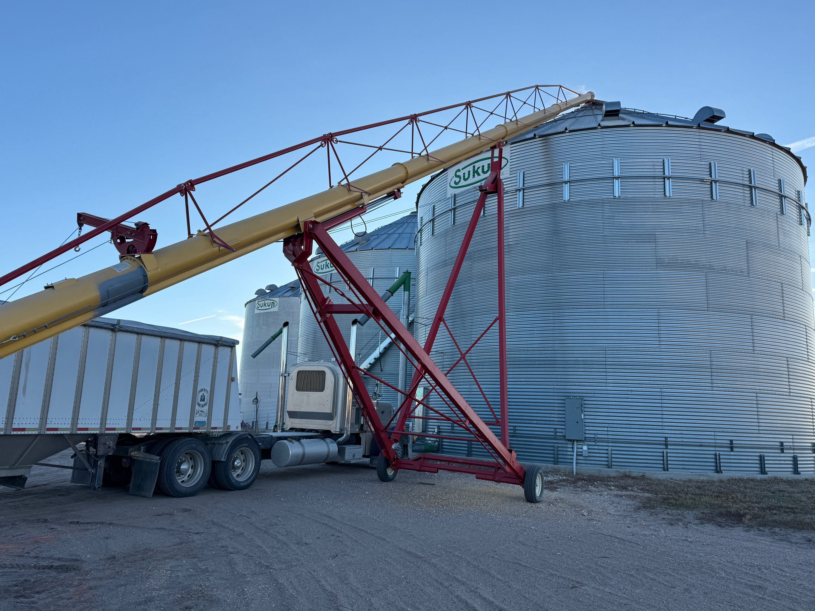 2020 Westfield MKX130-94 Grain Auger